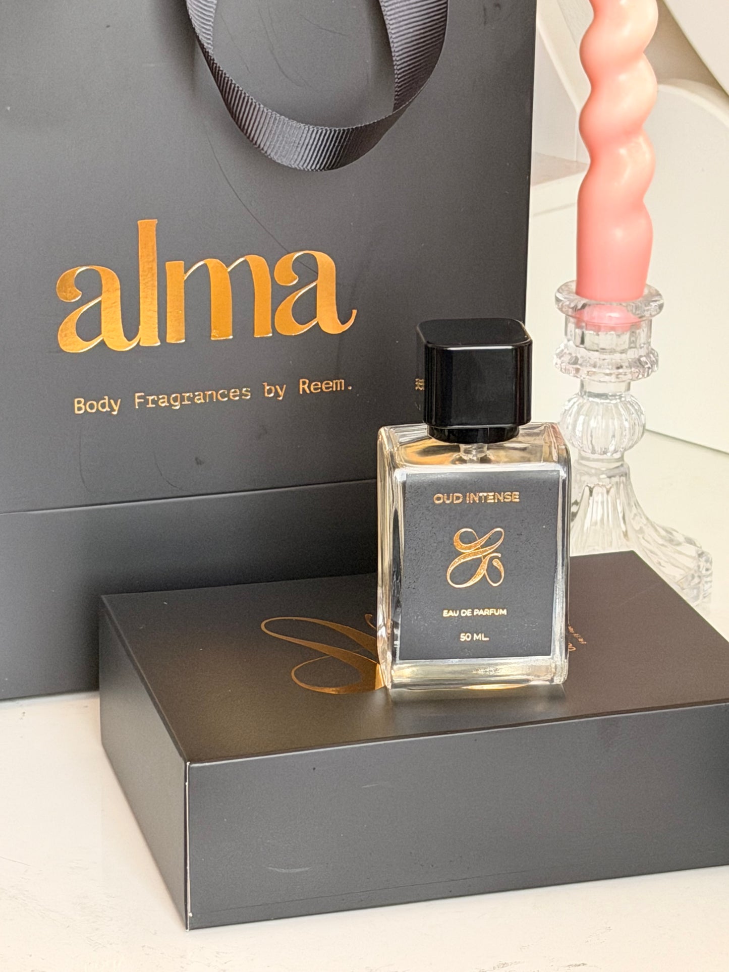 Alma Oud Intense Perfume